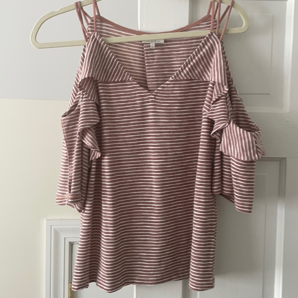 Lucky Brand cold shoulder short sleeve top